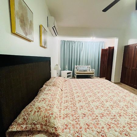 Lovely Beachfront 2 Bedrooms Condo With 2 Pools Лас Теренас Екстериор снимка