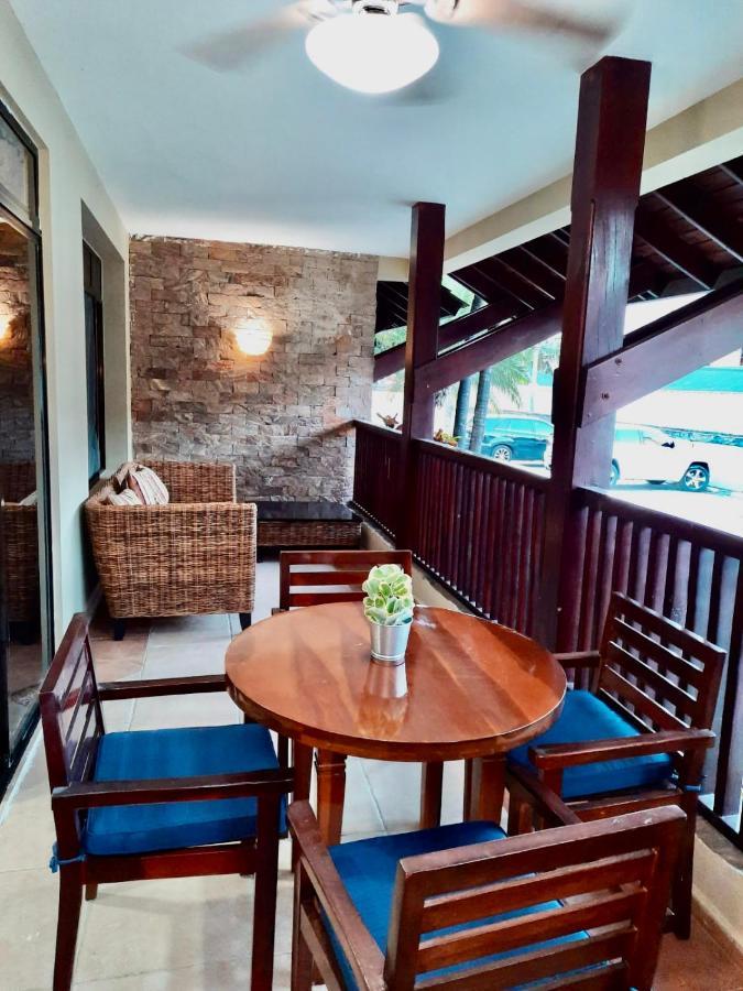 Lovely Beachfront 2 Bedrooms Condo With 2 Pools Лас Теренас Екстериор снимка