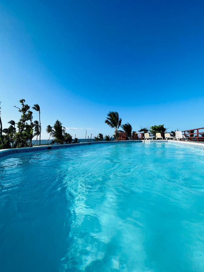 Lovely Beachfront 2 Bedrooms Condo With 2 Pools Лас Теренас Екстериор снимка