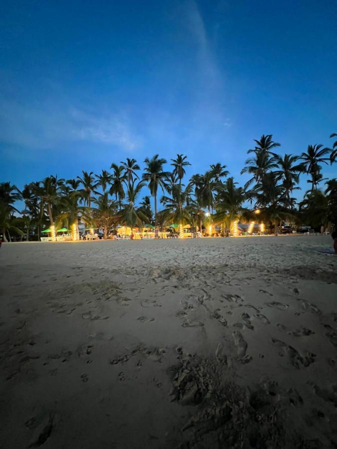 Lovely Beachfront 2 Bedrooms Condo With 2 Pools Лас Теренас Екстериор снимка